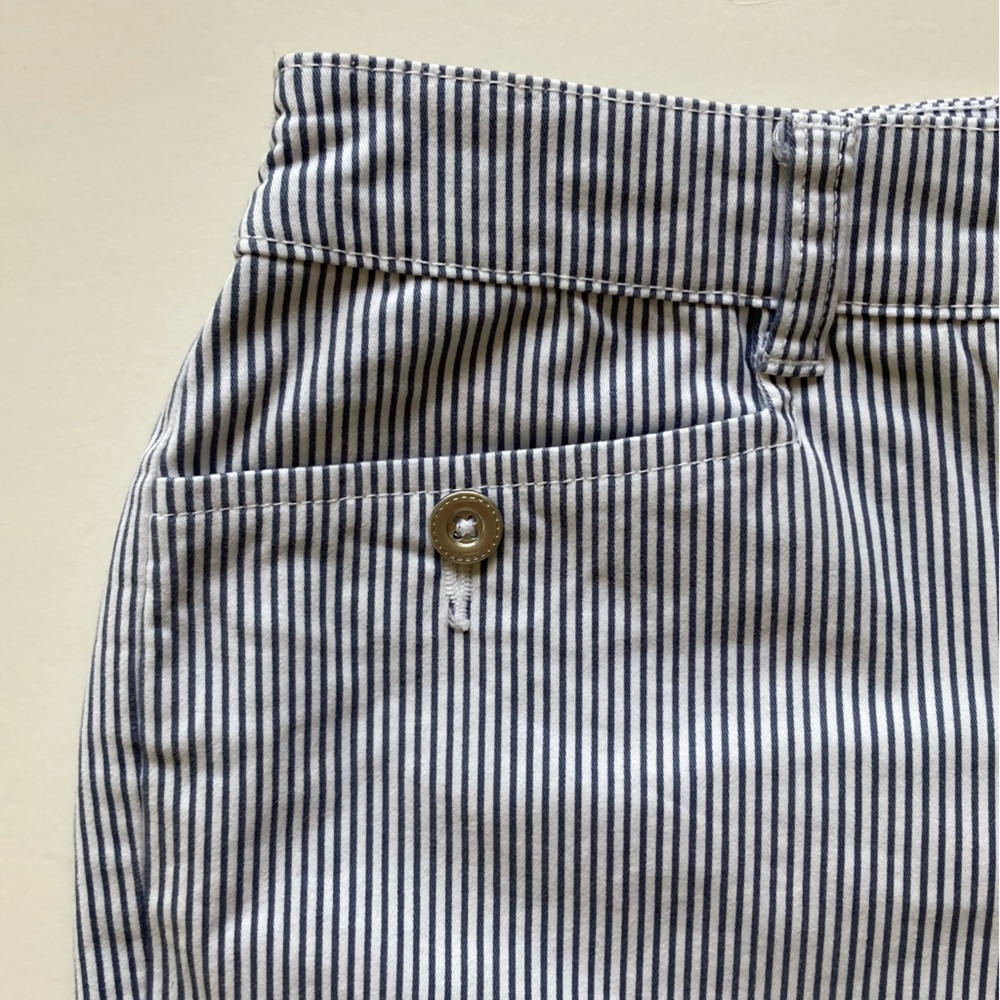 Pinstripe - Picture 8 of 9